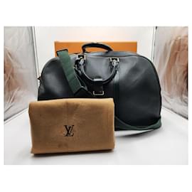 Louis Vuitton-Louis Vuitton Taiga Leather Kendall Boston Keepall Bag-Dark green