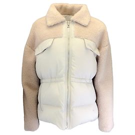 Chaqueta puffer de shearling beige con paneles Yves Salomon Meteo Beige