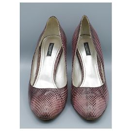 Dolce & Gabbana Sapatos de salto de couro Roxo