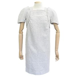 VESTIDO RETO CHANEL P40448 S 36 EM TWEED BRANCO COM MANGAS CURTAS Branco