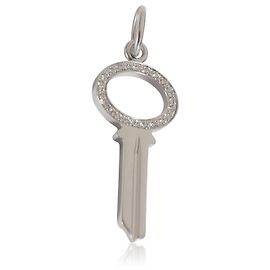 Pingente de chave mini moderna Tiffany & Co. em ouro branco 18k 0,05 CTW Outro