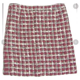 Falda Chanel de tweed rojo oscuro Burdeos