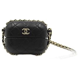 Chanel-Étui en cuir matelassé Chanel pour Airpods Pro Sac à bandoulière en cuir AP2207 en très bon état-Noir