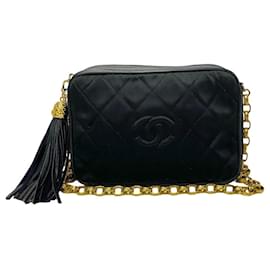 Chanel-Sac à épaule Chanel Matelassé Coco à frange en toile 42305 en très bon état-Noir