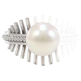 & Other Stories-K14 White Gold Pearl Ring Size 13 in Excellent Condition-Silvery