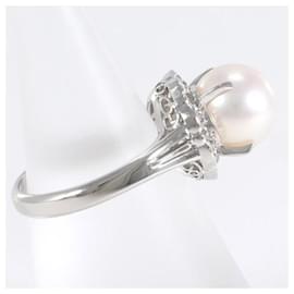 & Other Stories-PT850 Platinum Ring with 9mm Pearl and 0.09ct Diamond in Excellent Condition-Silvery