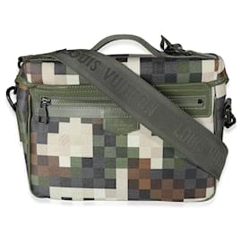 Louis Vuitton-Messenger LV Trail en lona Damoflage verde Louis Vuitton-Multicolor,Verde