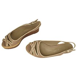 Sandales à semelle compensée de SERGIO ROSSI Beige