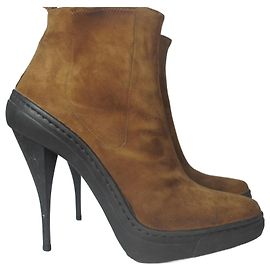 Botas de tornozelo com salto PIERRE HARDY Marrom