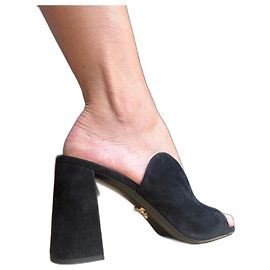 Sandales Prada en daim noir 39 Noir