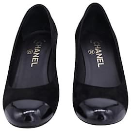 Chanel-Chanel Cap Toe Pump Heels in Black Suede-Black