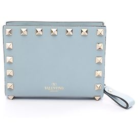 Cartera Valentino Rockstud de cuero larga 2118800104007 en excelente estado Azul