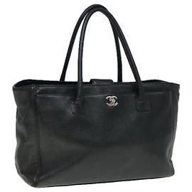Sac à main CHANEL Executive Turn Lock en cuir caviar noir CC Auth bs15381 Noir
