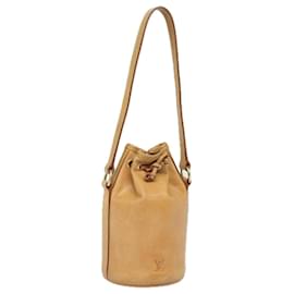 Louis Vuitton-LOUIS VUITTON Bolsa de ombro em couro Nomad Dom Prignon M99057 Auth bs15350-Bege