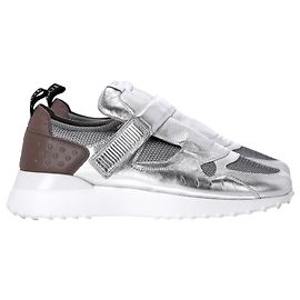 Tod's Tods Low Top Sneakers in Metallic Silver Leather Silvery Metallic
