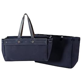 Hermès-Hermès Herbag Schultertasche mit Ersatz in blauer Leinwand-Blau