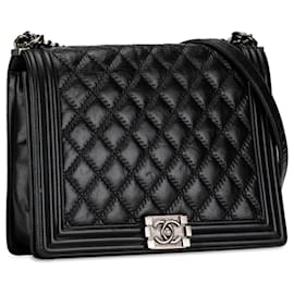 Chanel-Chanel Noir Grand Sac en Cuir de Veau Brodé Boy Flap-Noir