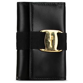 Salvatore Ferragamo-Black Ferragamo Vara Bow Leather Key Holder-Black