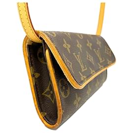 Louis Vuitton-Bolso cruzado Pochette Twin PM Monograma Louis Vuitton marrón-Castaño