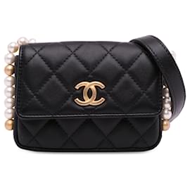 Chanel-Porte-cartes en chaîne en cuir d'agneau noir Chanel CC avec perles-Noir