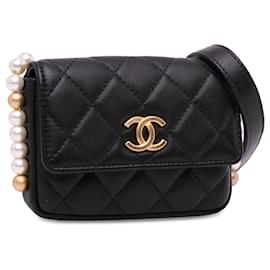 Chanel-Porte-cartes en chaîne en cuir d'agneau noir Chanel CC avec perles-Noir