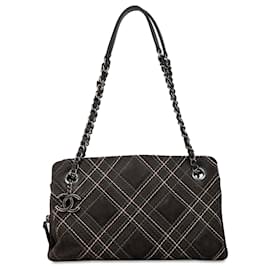 Chanel-Graue Chanel Wildleder Schultertasche Paris-Edinburgh Saltire-Andere