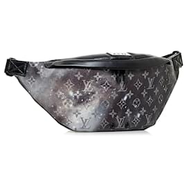 Louis Vuitton-Bolsa de cintura Louis Vuitton Monogram Galaxy preta-Preto