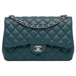 Chanel-Blue Chanel Jumbo Classic Schultertasche aus Lammleder mit doppeltem Klappverschluss-Blau