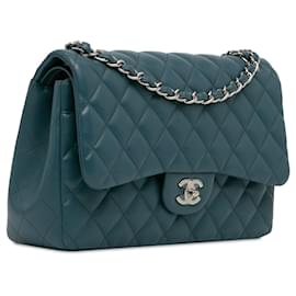 Chanel-Blue Chanel Jumbo Classic Schultertasche aus Lammleder mit doppeltem Klappverschluss-Blau