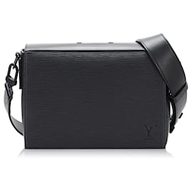 Louis Vuitton-Bolsa mensageiro cruzada Epi preta Louis Vuitton-Preto