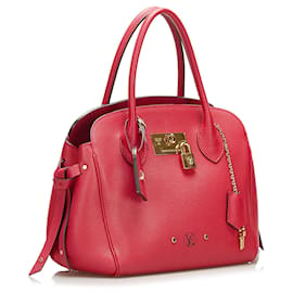 Louis Vuitton-Bolsa Milla PM em Veau Nuage vermelho da Louis Vuitton-Vermelho