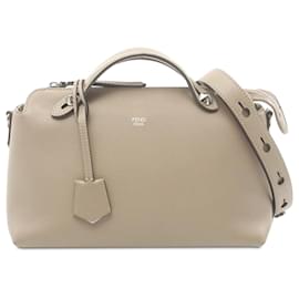 Fendi-Sac à main Fendi Medium By The Way beige-Beige