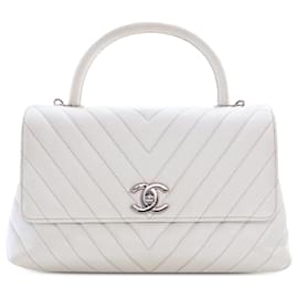 Chanel-Borsa Chanel bianca media in caviar Chevron Coco con manico superiore-Bianco