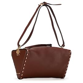 Fendi-Sac à épaule Triangle Selleria en cuir de veau marron Fendi-Marron