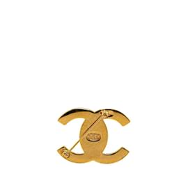 Chanel-Spilla grande placcata in oro Chanel Coco Mark Turnlock per donne-D'oro