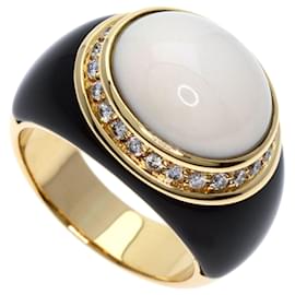 Chanel-Chanel 18K Yellow Gold White Chalcedony Onyx Diamond Band Ring for Women-Other