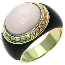 Chanel-Chanel 18K Yellow Gold White Chalcedony Onyx Diamond Band Ring for Women-Other