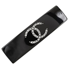 Chanel-Fermaglio Chanel Coco Mark in nero con strass-Nero