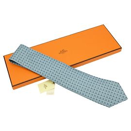 Hermès Gravata de seda azul claro Hermes Azul claro