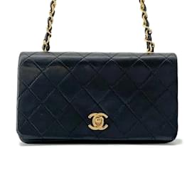 Chanel-Borsa a spalla in pelle di agnello nera Chanel con catena-Nero