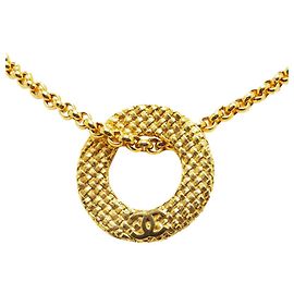 Colar pendente em círculo com corrente Coco Mark da Chanel em acabamento dourado Dourado