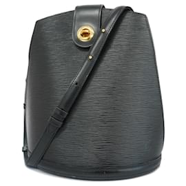 Louis Vuitton-Sac à épaule Louis Vuitton Epi Cluny en Noir-Noir