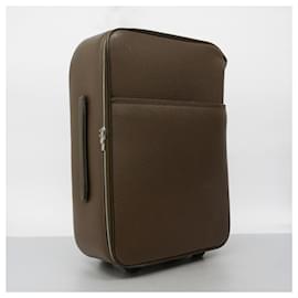 Louis Vuitton-Louis Vuitton Taiga Pegasus 55 Suitcase in Grizzly-Brown