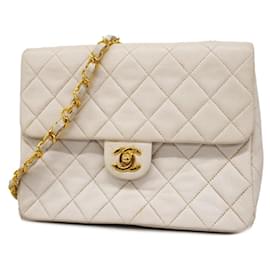 Chanel-Borsa a spalla in pelle di agnello bianco Chanel-Bianco