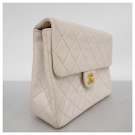 Chanel-Borsa a spalla in pelle di agnello bianco Chanel-Bianco