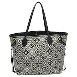 Louis Vuitton-Louis Vuitton Monogram Neverfull MM Tote Bag in Gray-Brown