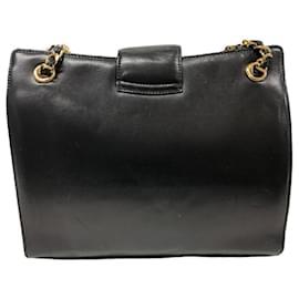 Chanel-Borsa a spalla in pelle nera Chanel con catena-Nero