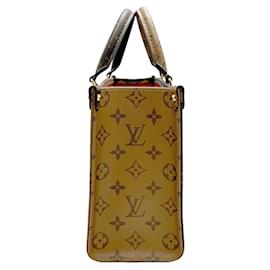 Louis Vuitton-Louis Vuitton Monogram Giant Reverse On the Go PM Handtasche-Braun