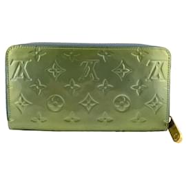 Louis Vuitton-Portafoglio lungo verde Vernis Louis Vuitton-Verde