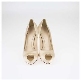 Décolleté a punta aperta a cuore beige Alexander McQueen Beige